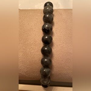 Shades of Gray Stone Rounded Bracelet NIB